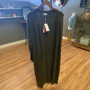 Q2 olive green long cardigan